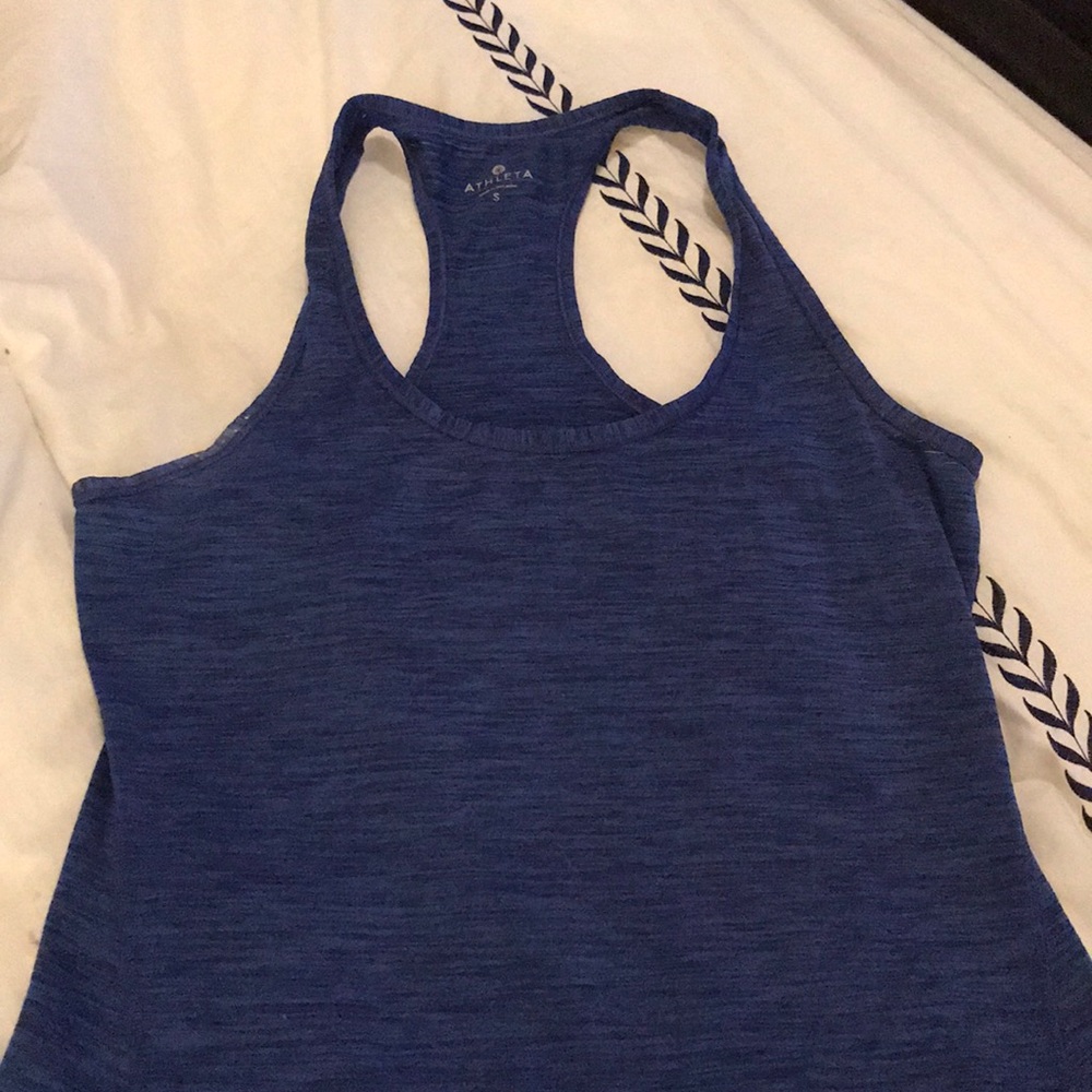 Athlete brand new top!